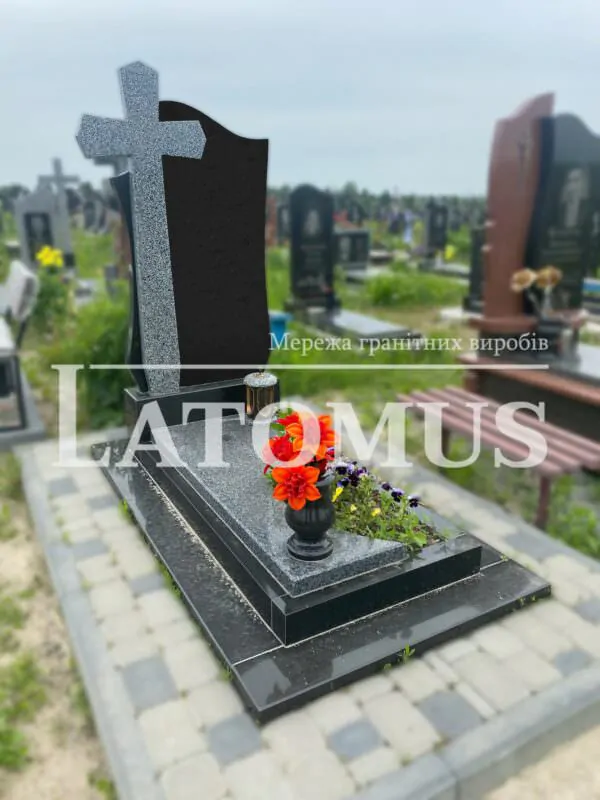 Одинарний памятник з граніту на могилу ціни