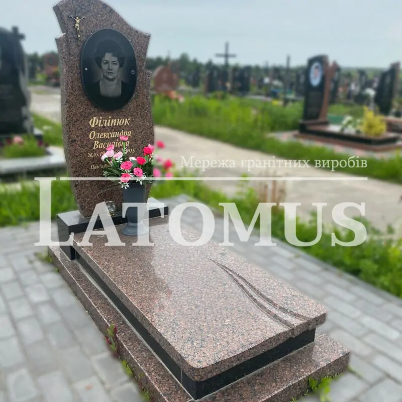 Одинарний памятник з граніту на могилу ціни