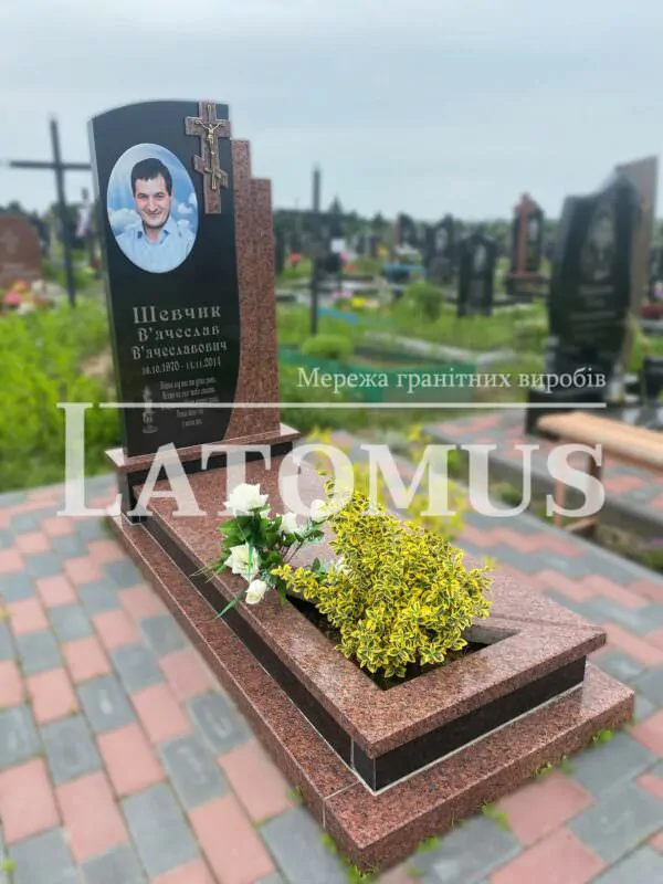 Одинарний памятник з граніту на могилу ціни