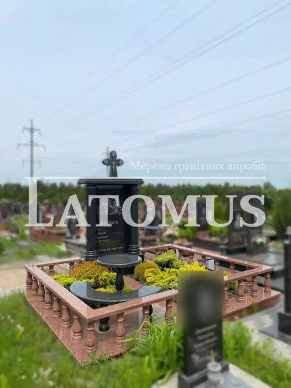 Одинарний памятник з граніту на могилу ціни
