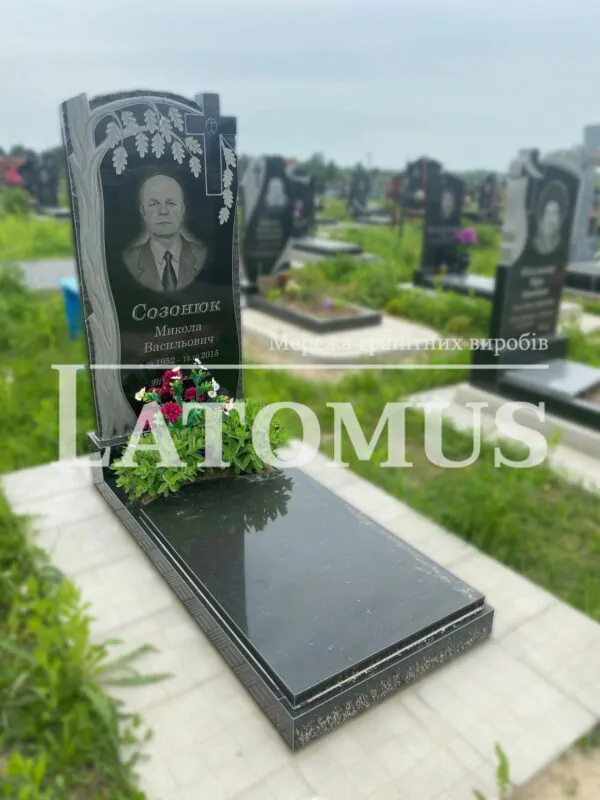 Одинарний памятник з граніту на могилу ціни