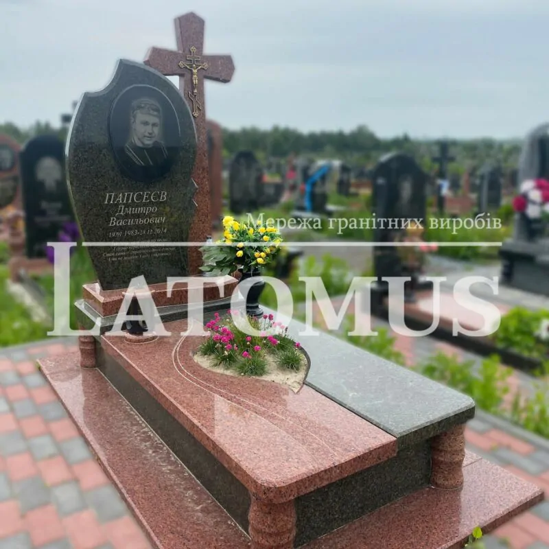 Одинарний памятник на могилу з граніту купити
