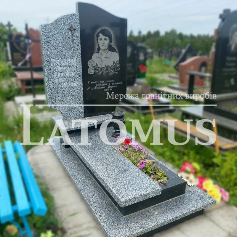 Одинарний памятник на могилу з граніту купити