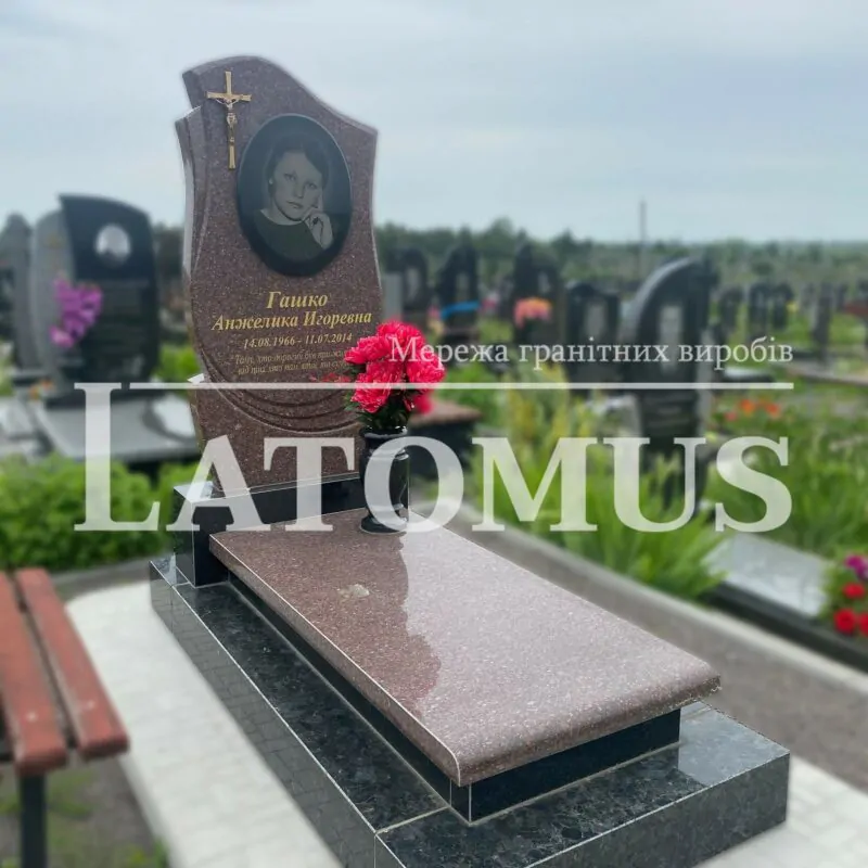 Одинарний памятник на могилу з граніту купити