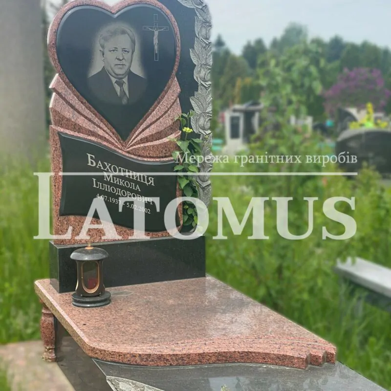 Одинарний памятник на могилу з граніту купити