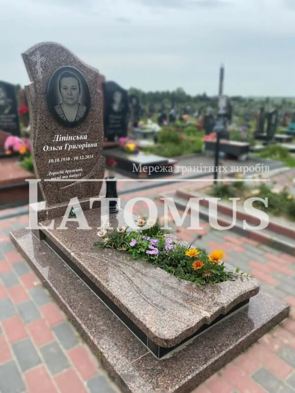 Одинарний памятник на могилу з граніту купити