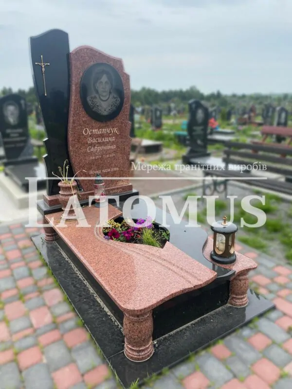 Одинарний памятник на могилу з граніту купити