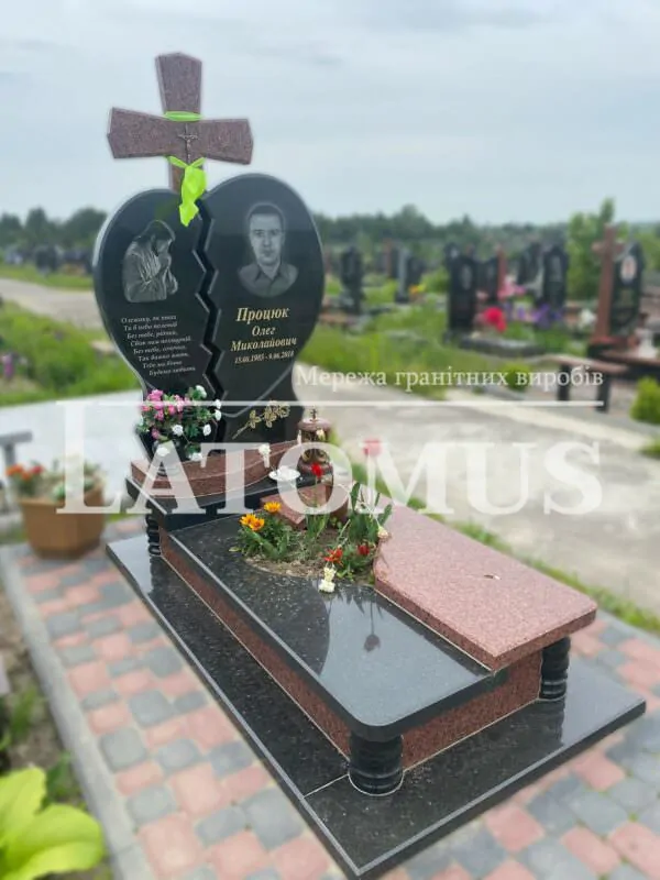 Одинарний памятник на могилу з граніту купити