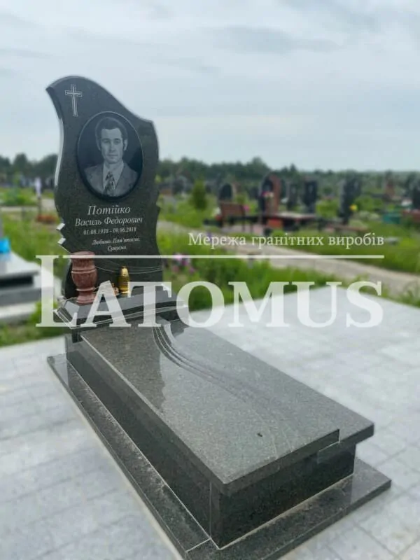 Одинарний памятник на могилу з граніту купити