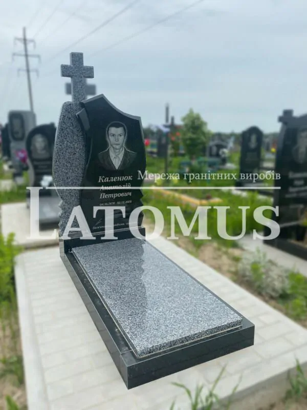 Одинарний памятник на могилу з граніту купити
