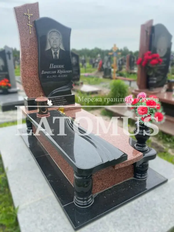 Одинарний памятник на могилу з граніту купити