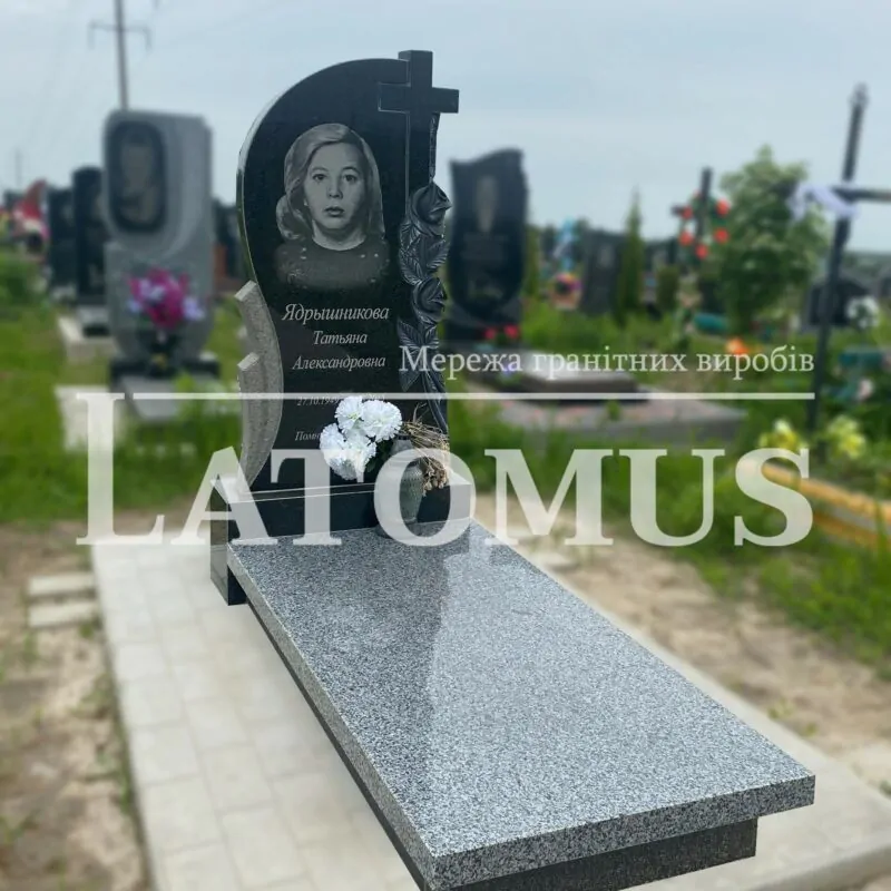 Одинарний памятник на могилу з граніту купити