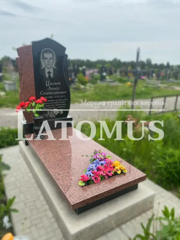 Ексклюзивний одинарний памятник з граніту