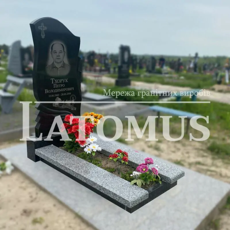 Ексклюзивний одинарний памятник з граніту