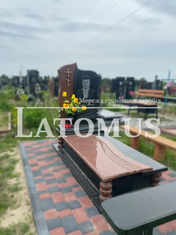 Ексклюзивний одинарний памятник з граніту