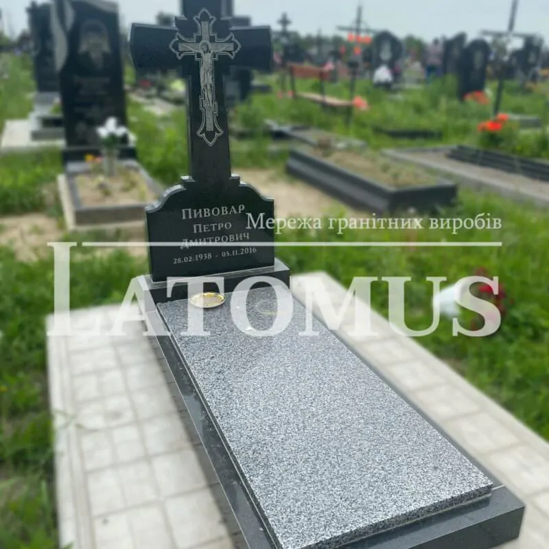 Ексклюзивний одинарний памятник з граніту