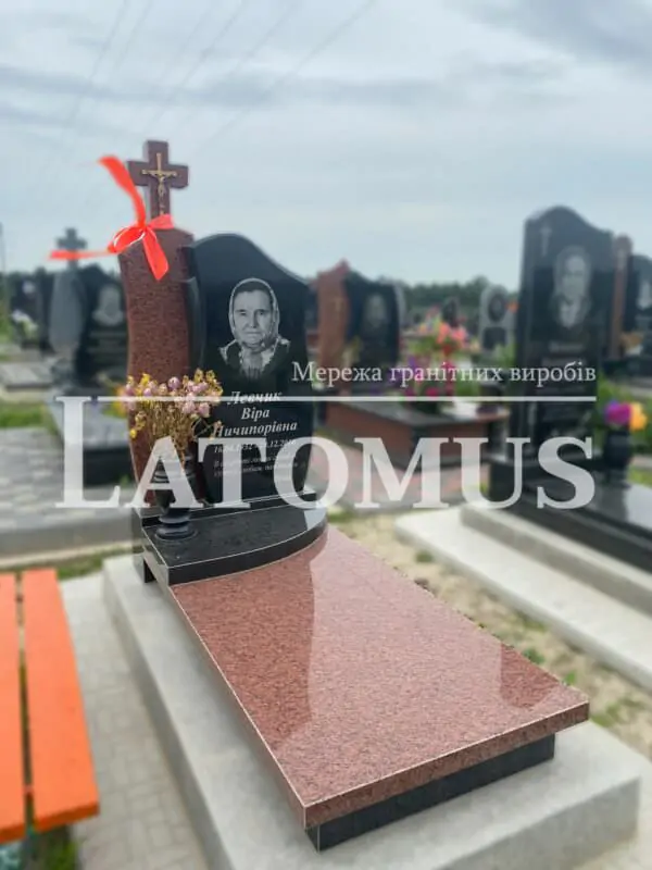 Ексклюзивний одинарний памятник з граніту