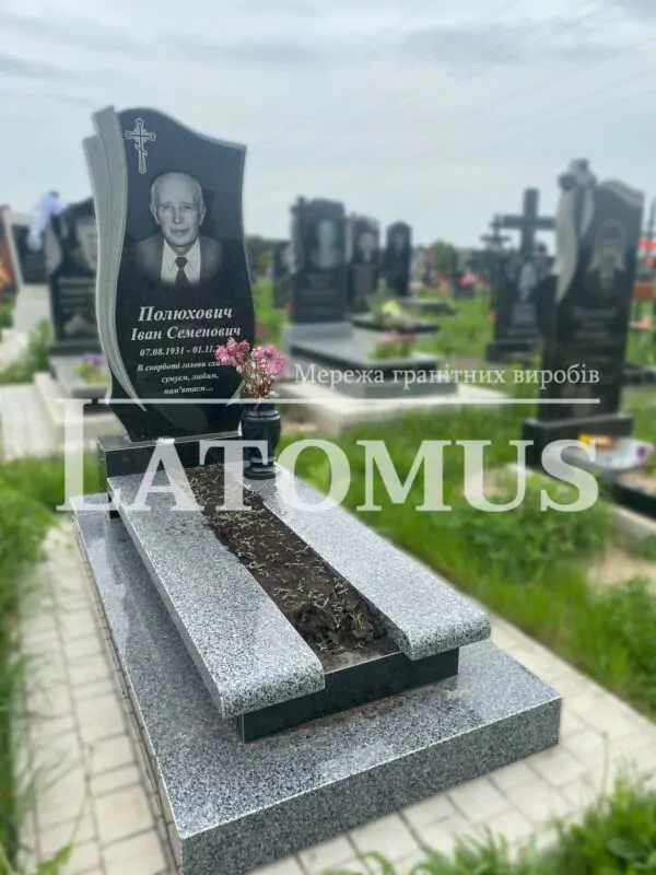 Ексклюзивний памятник з граніту