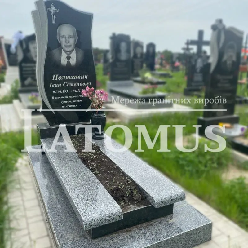 Ексклюзивний памятник з граніту