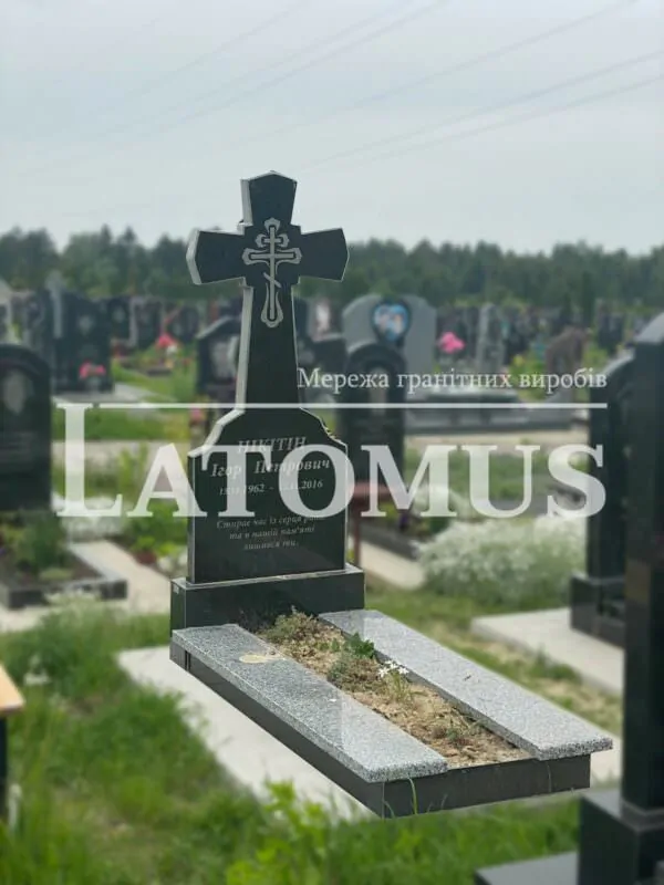 Ексклюзивний одинарний памятник з граніту