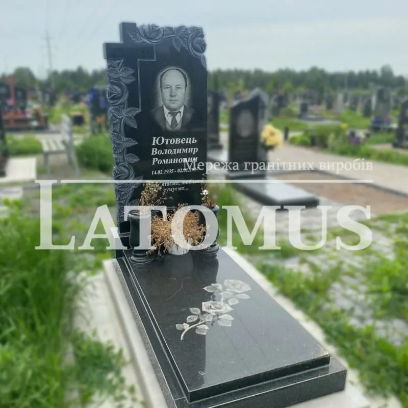 Ексклюзивний одинарний памятник з граніту
