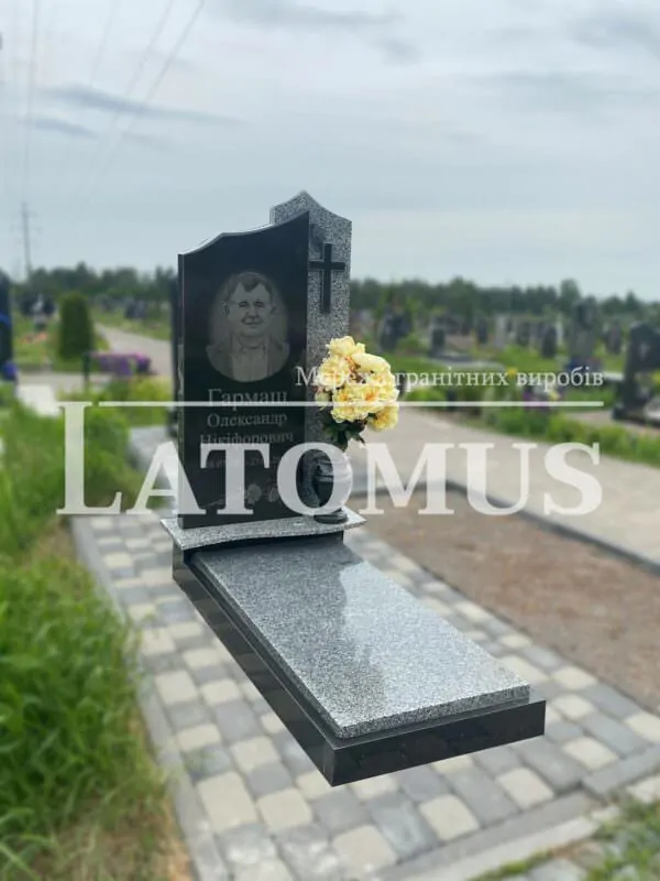 Ексклюзивний одинарний памятник з граніту