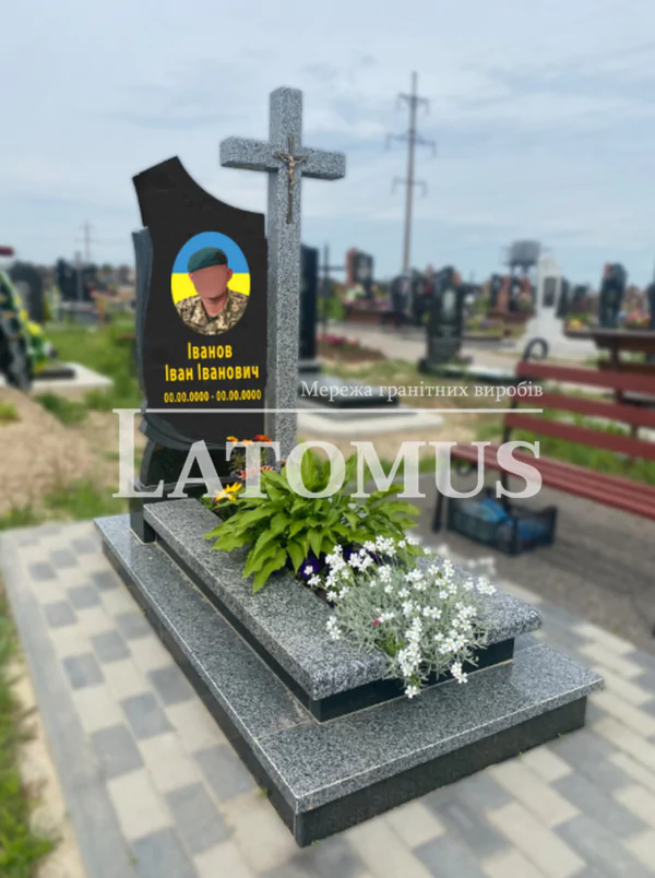 Гранітний пам ятник на могилу купити
