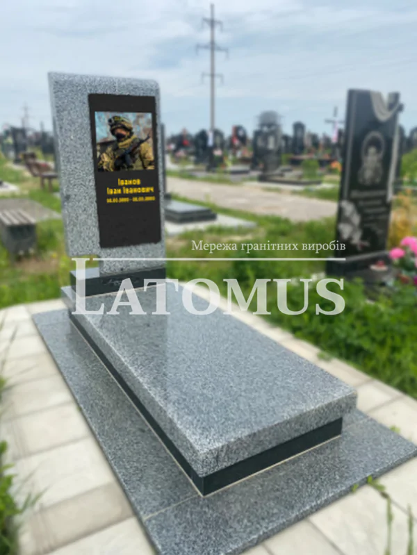 Гранітний памятник з Покосту купити