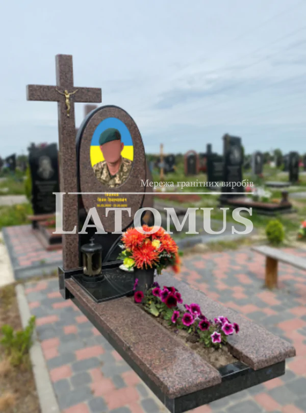 Ексклюзивний памятник для військового