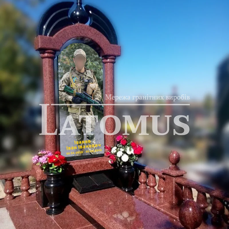 Памятник на могилу Лізник