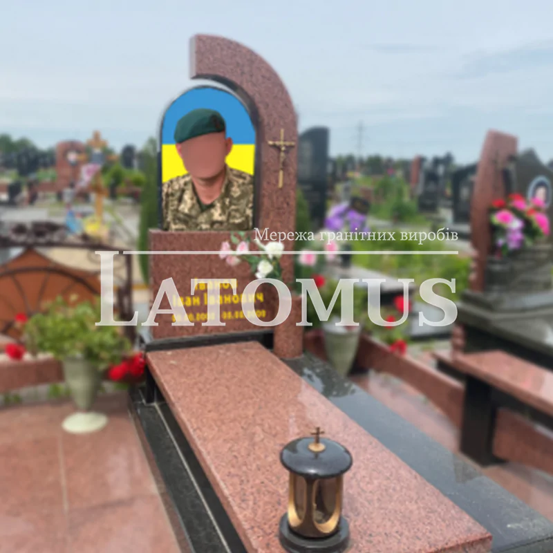Гранітні пам ятники Лізник