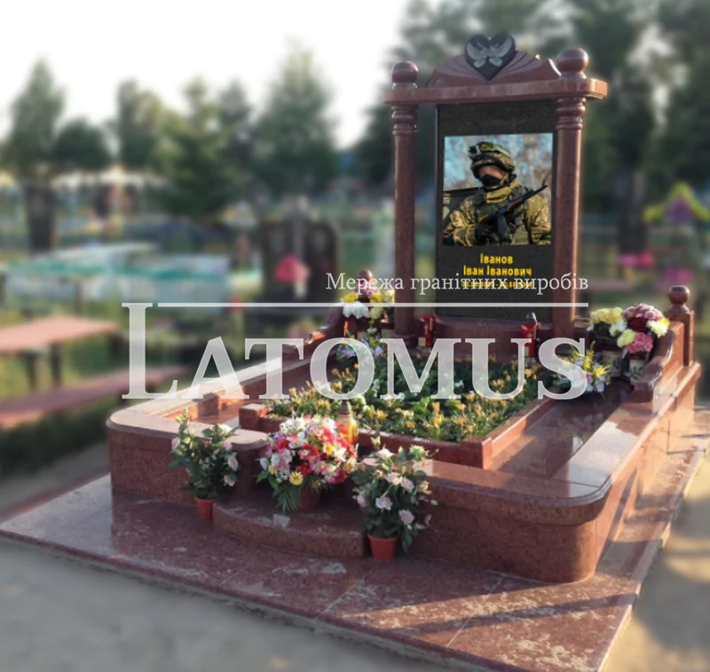 Ексклюзивний памятник для військового